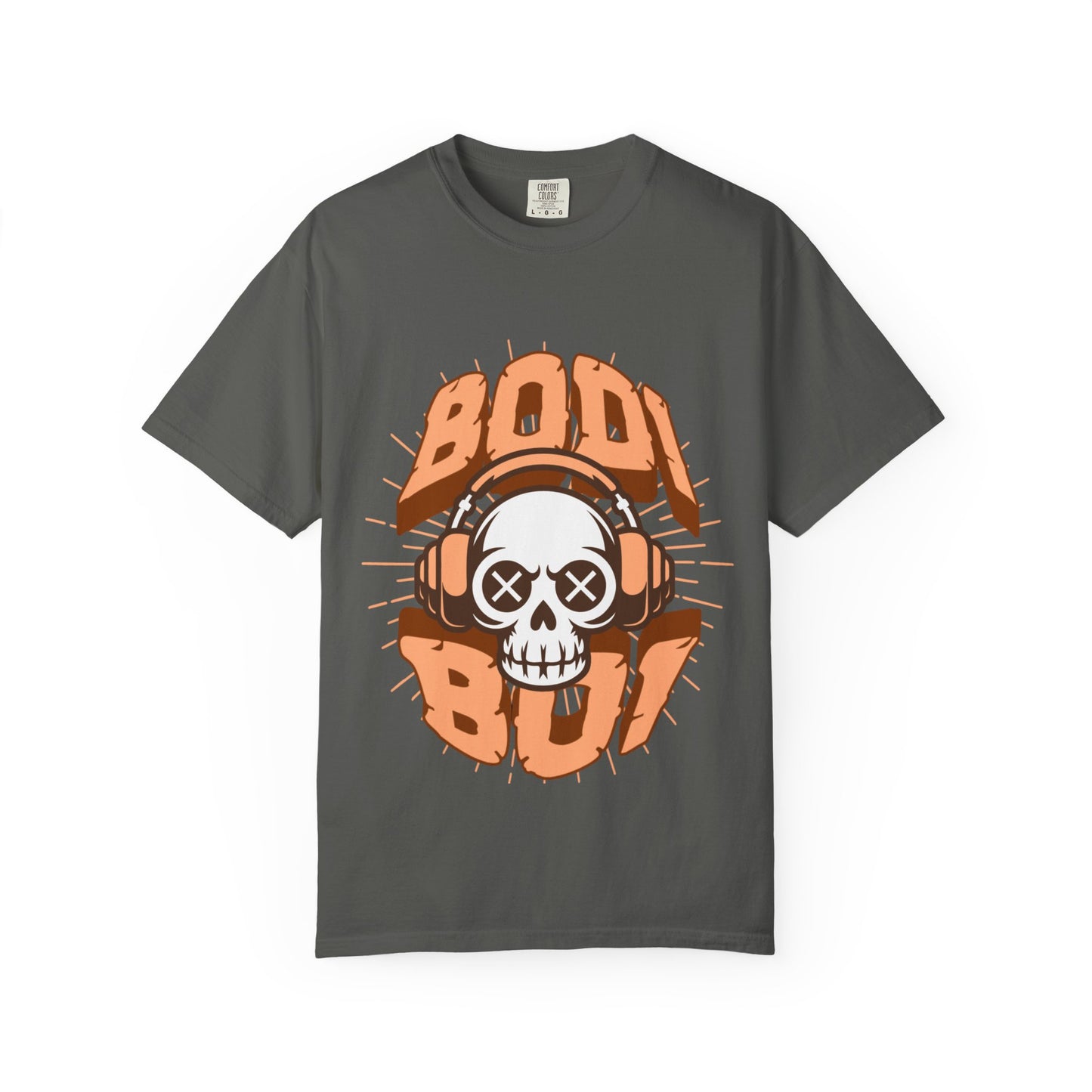 Edgy Skull Graphic Tee, Unisex T-shirt for Music Lovers, Casual Streetwear, Alternative Fashion, Gift for Him/Her