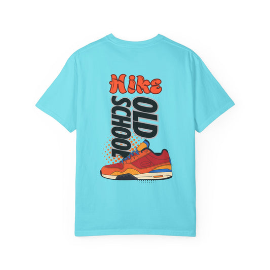 Vintage Hike Unisex T-shirt - Retro Hiking Graphic Tee