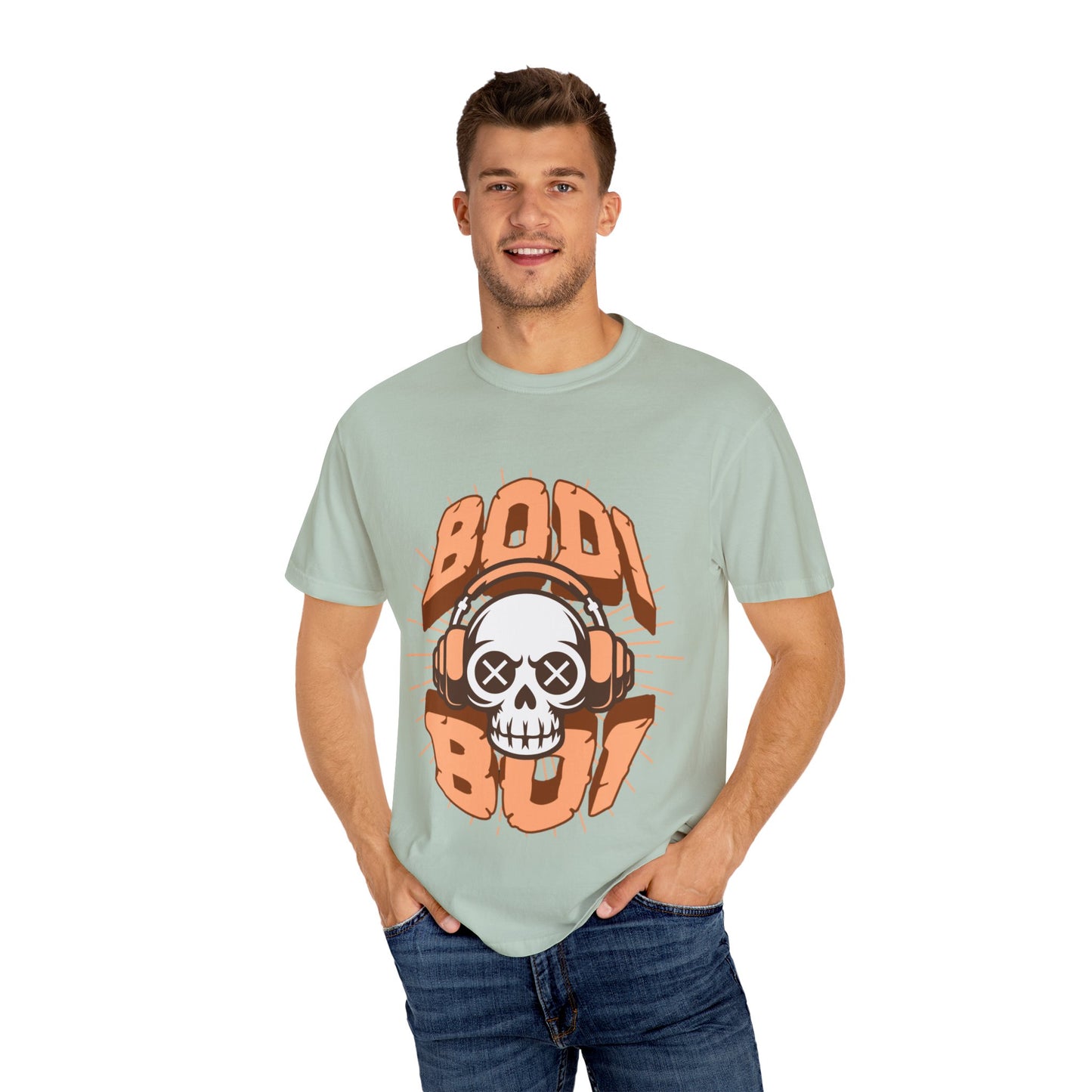 Edgy Skull Graphic Tee, Unisex T-shirt for Music Lovers, Casual Streetwear, Alternative Fashion, Gift for Him/Her
